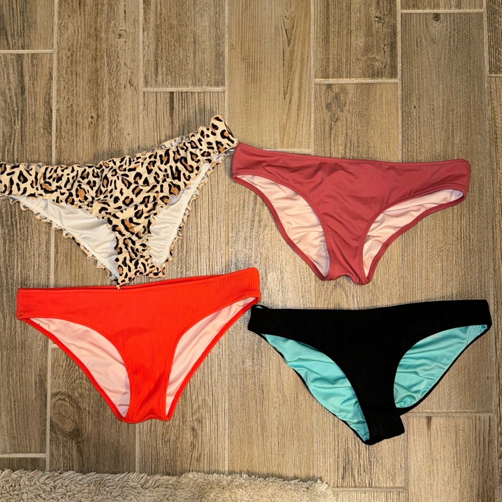 Shade & Shore bikini bottoms lot of 4 small